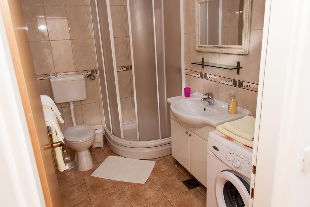 Kosovic - Ground Floor * Ragusa